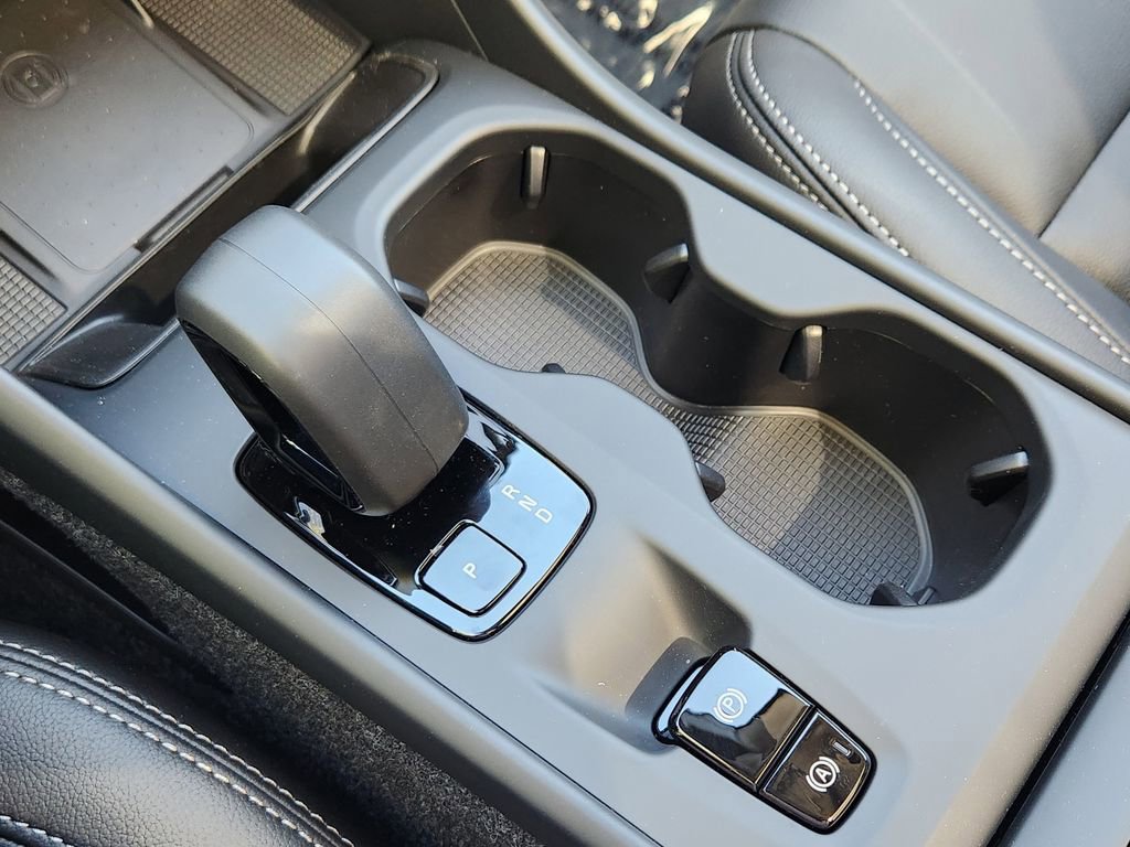 New 2026 Volvo XC40 B5 Core w/ Climate Package image 11