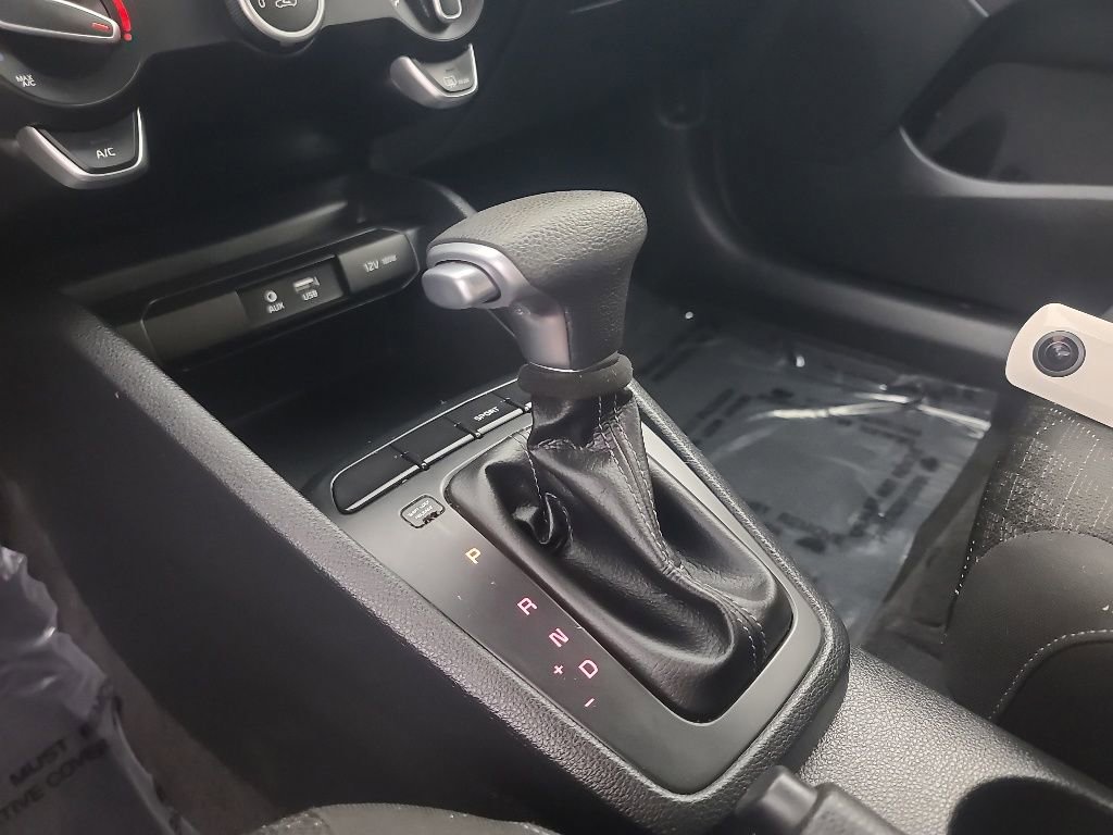 Used 2019 Kia Rio S FWD image 35