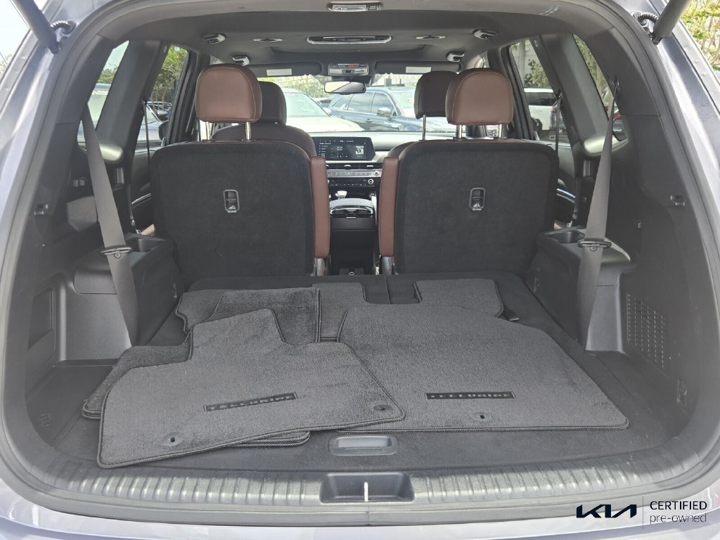 Certified 2023 Kia Telluride EX w/ EX Captain's Chair Package FWD image 14