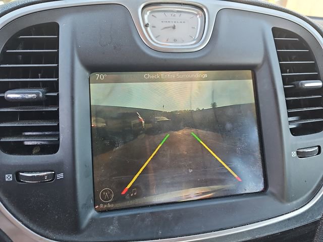 Used 2017 Chrysler 300 Limited image 19