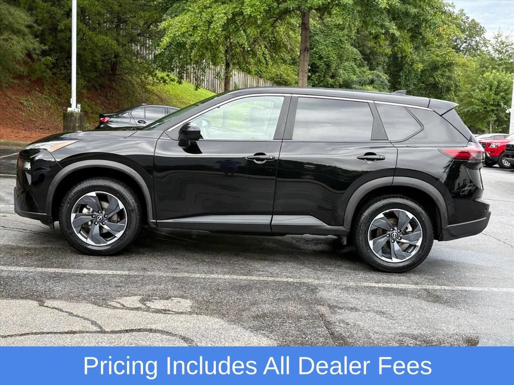Certified 2025 Nissan Rogue SV FWD image 5