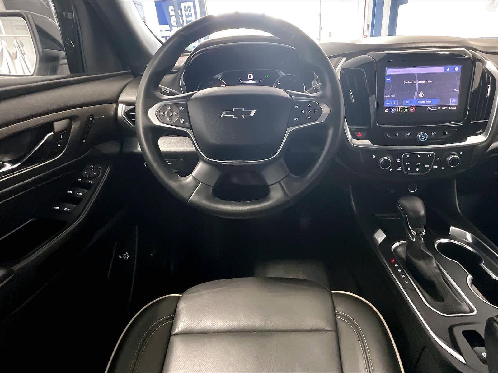 Used 2023 Chevrolet Traverse Premier w/ Redline Edition AWD/4WD image 17