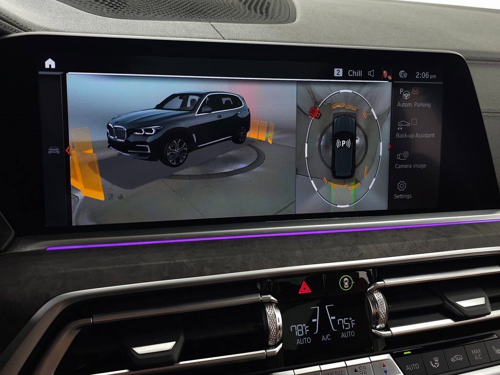 Used 2022 BMW X5 xDrive40i w/ Parking Assistance Package image 34