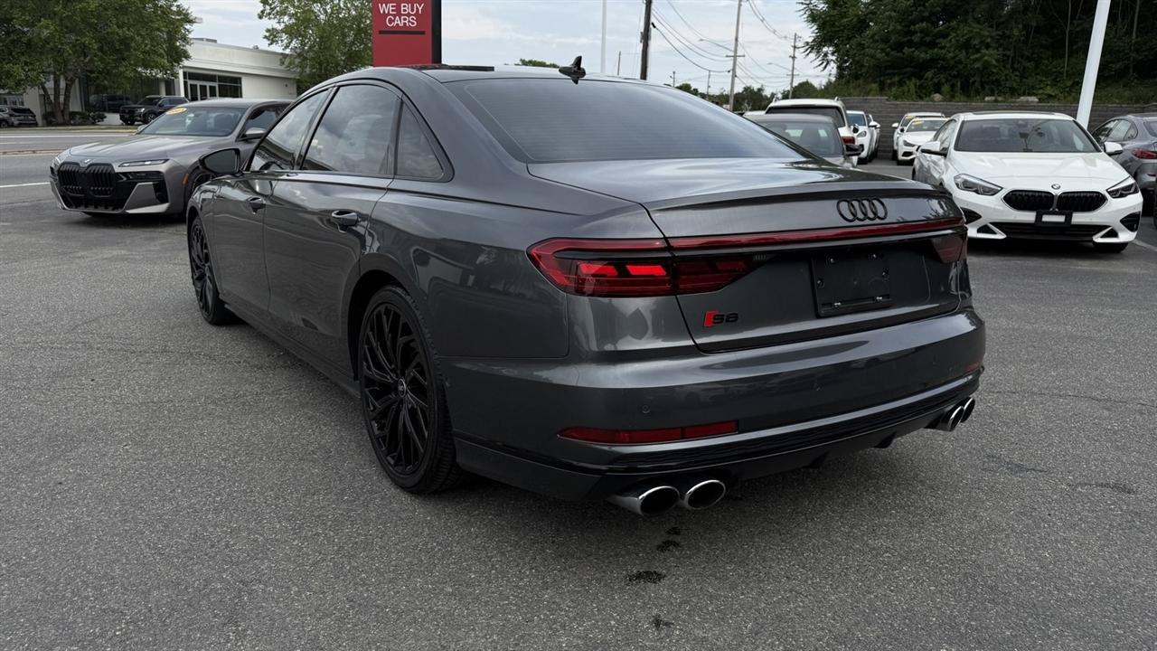 Used 2021 Audi S8 L AWD/4WD image 13