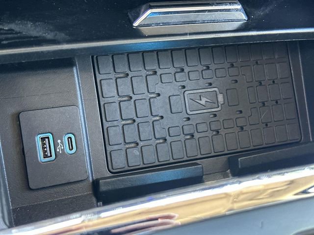 Used 2024 Ford Expedition Max XLT image 37