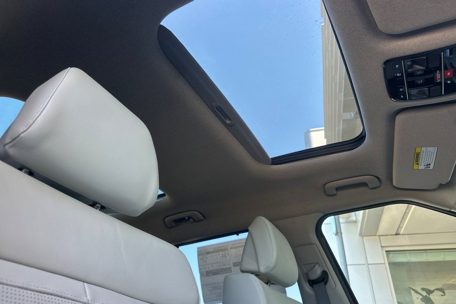 New 2025 Hyundai Santa Fe Limited image 18