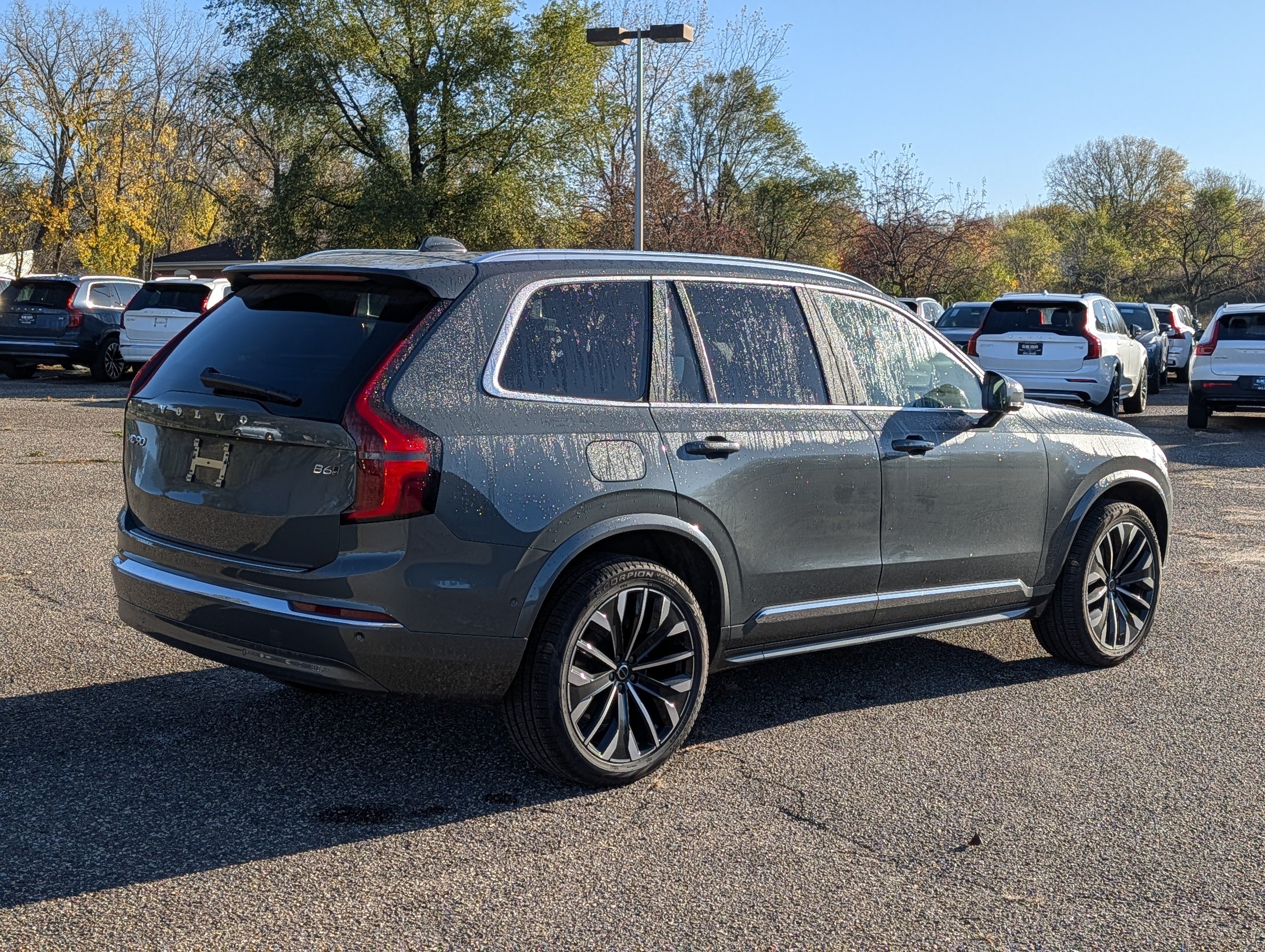 New 2027 Volvo XC90 B6 Plus AWD/4WD image 3