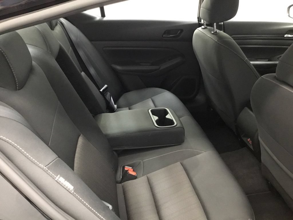 Used 2024 Nissan Altima 2.5 SV w/ SV Premium Package FWD image 34