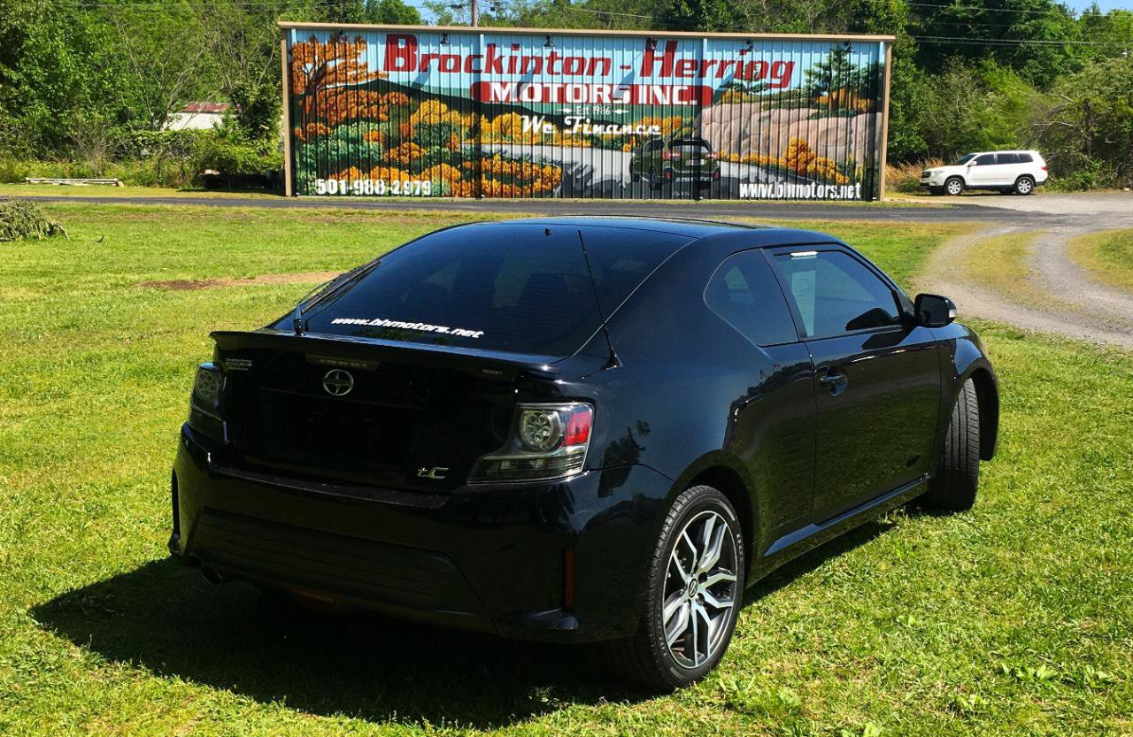 Used 2016 Scion tC FWD image 5
