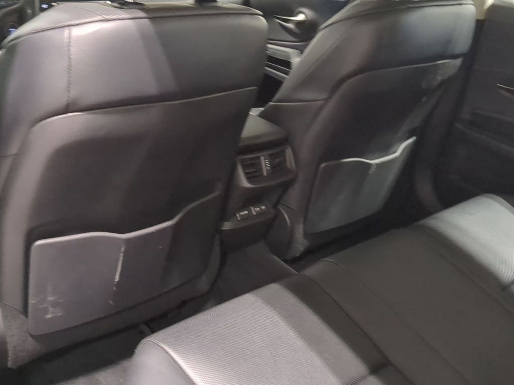 Used 2022 Lexus ES 300h w/ Premium Package image 25