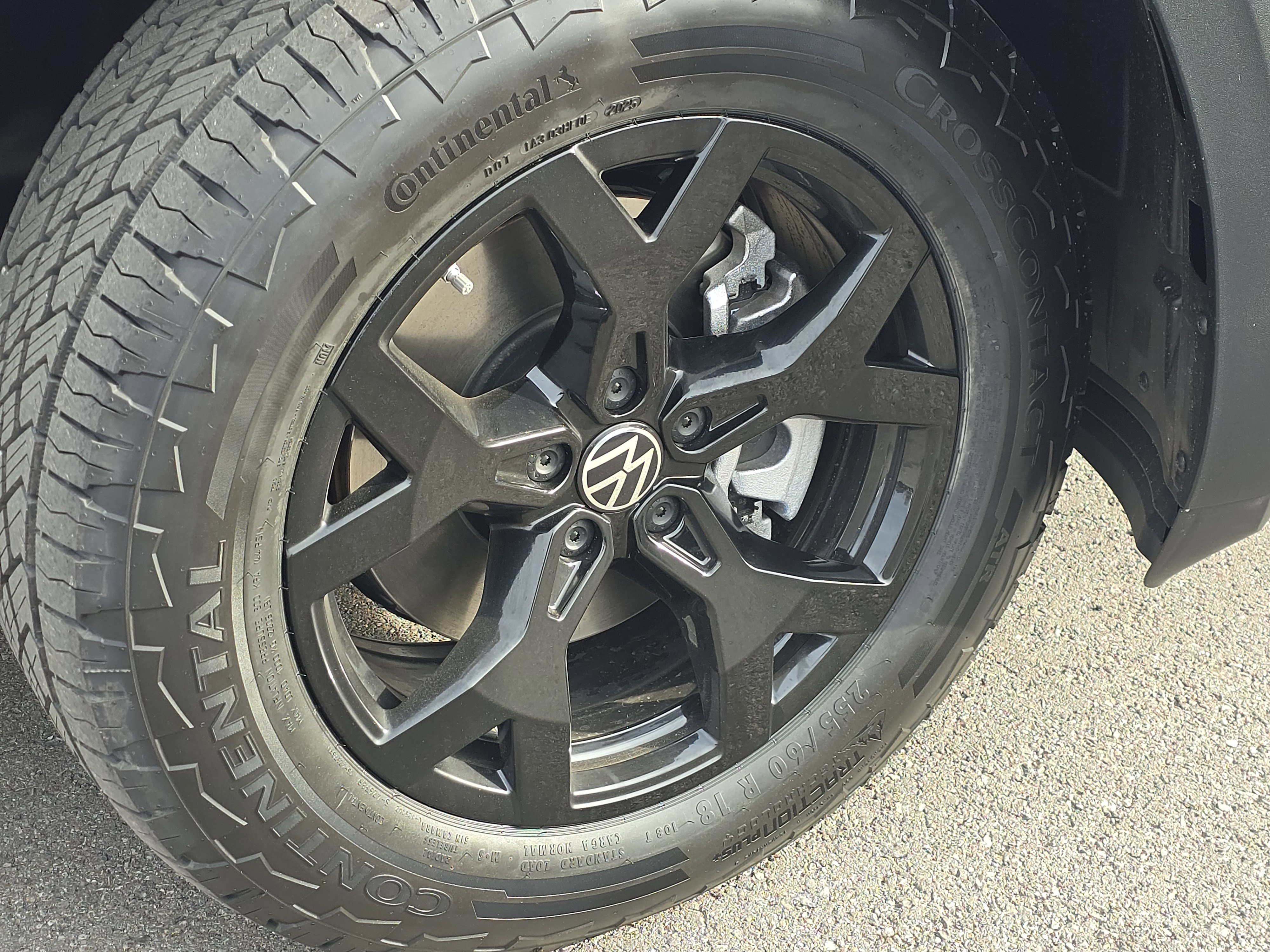 New 2026 Volkswagen Atlas Peak Edition image 15