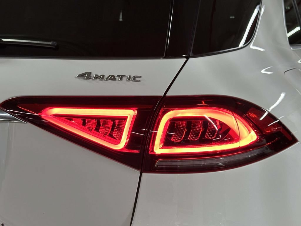Used 2022 Mercedes-Benz GLE 350 4MATIC w/ Premium Package image 13