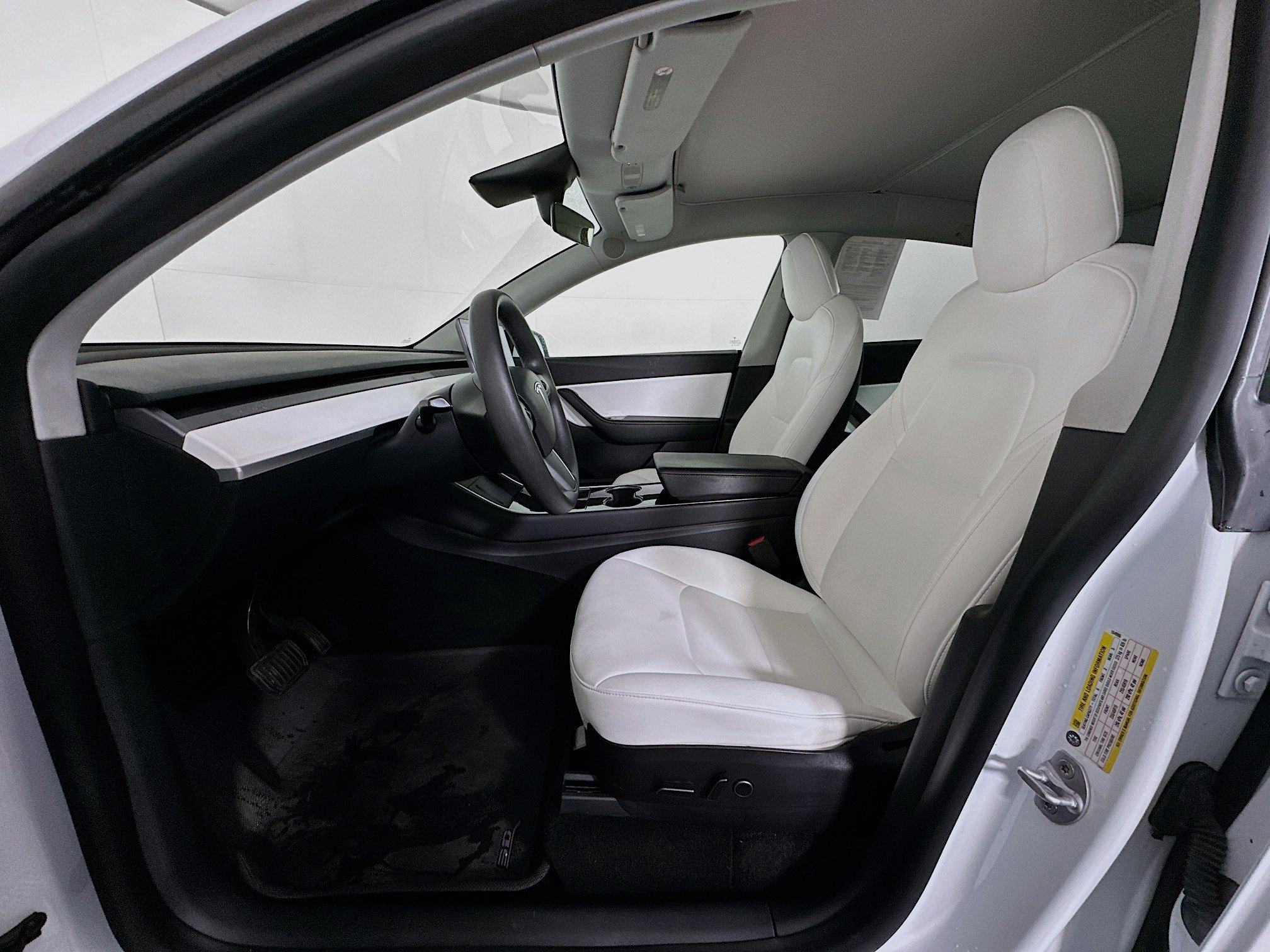 Used 2021 Tesla Model Y 2WD image 13