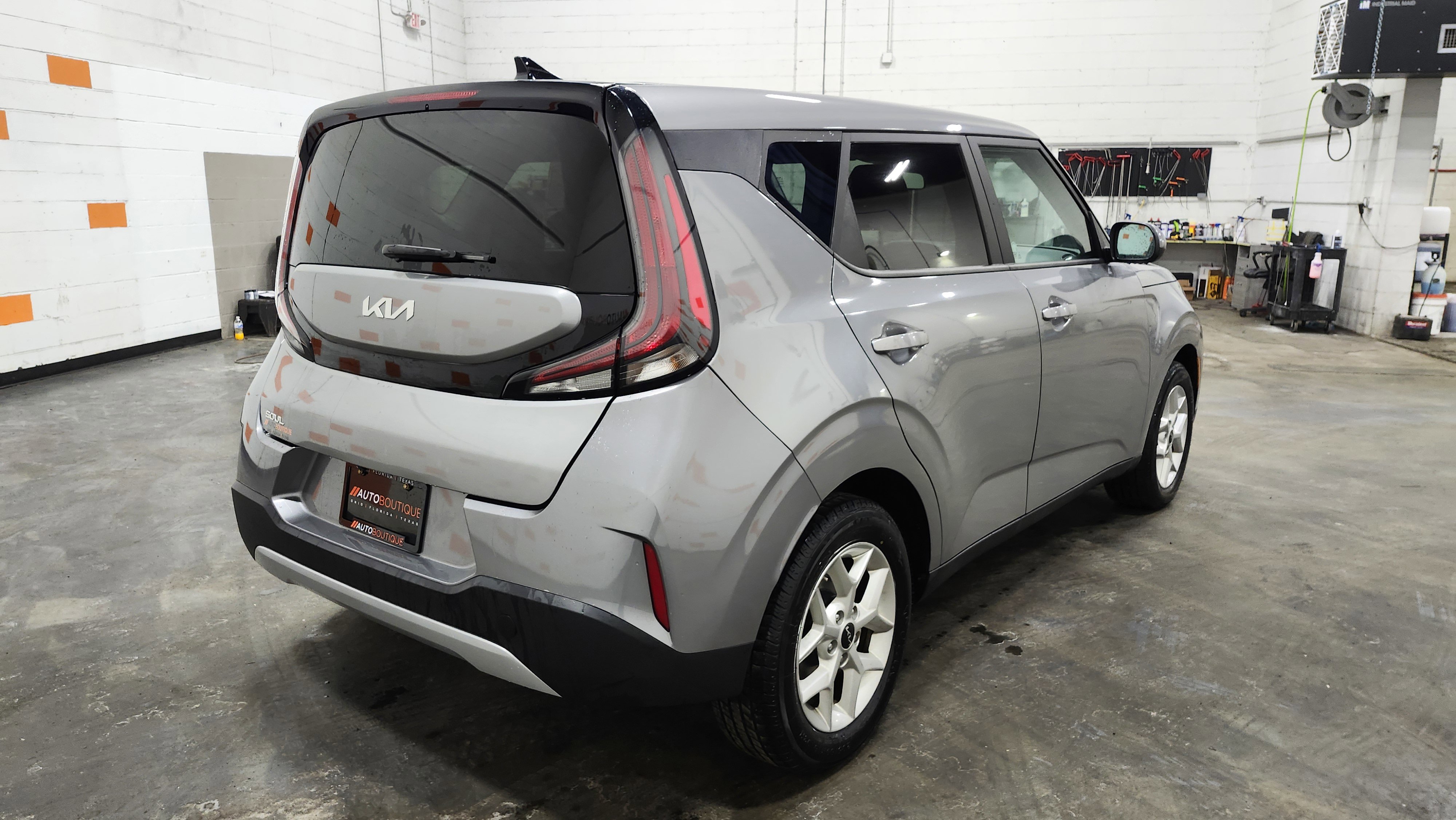 Used 2023 Kia Soul LX w/ Option Group 015 image 16