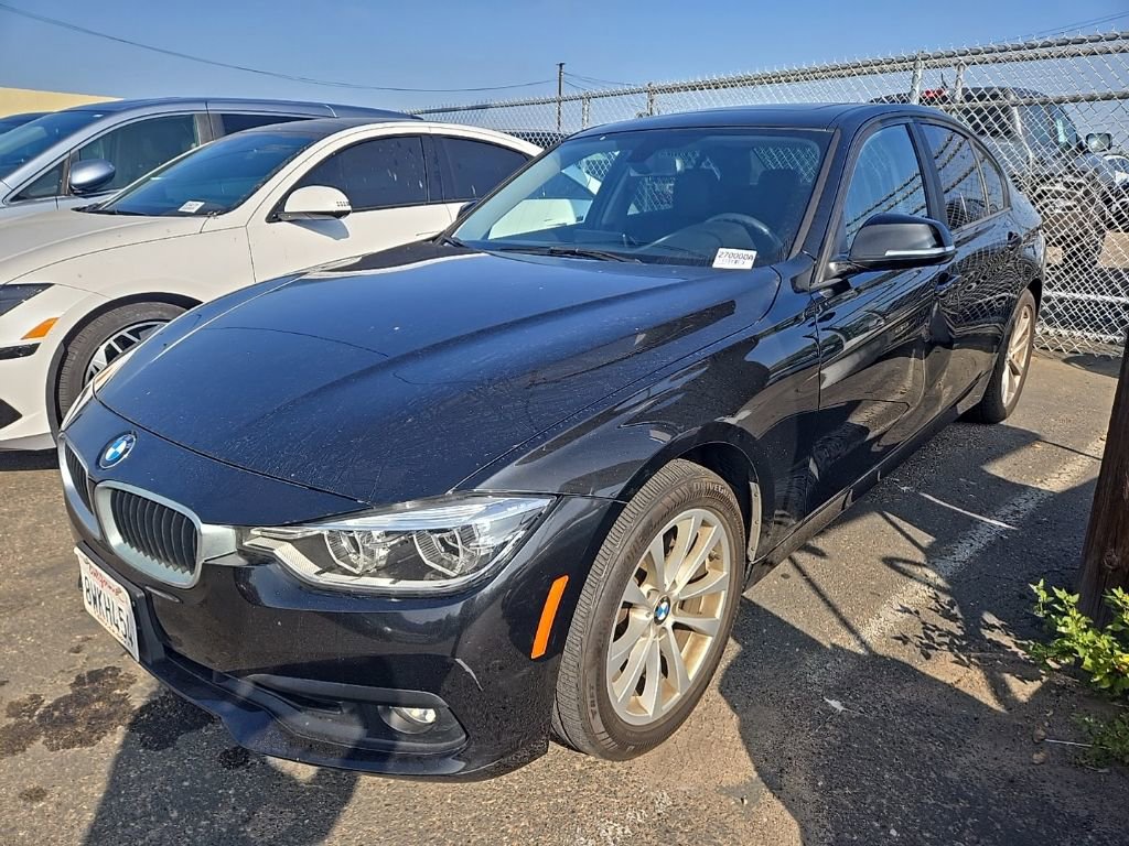 Used 2018 BMW 320i Sedan image 3
