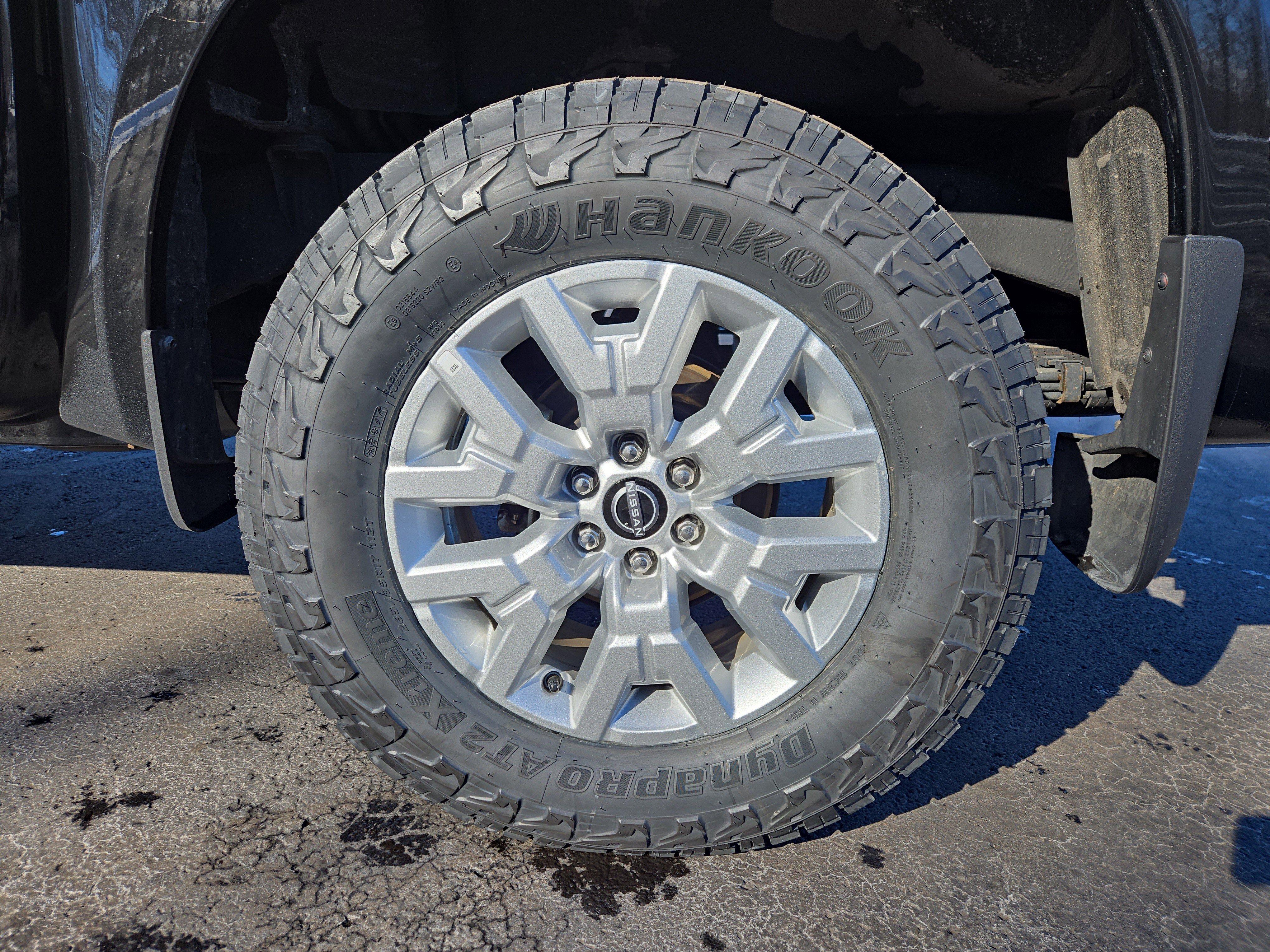 Certified 2023 Nissan Frontier SV w/ Technology Package image 11