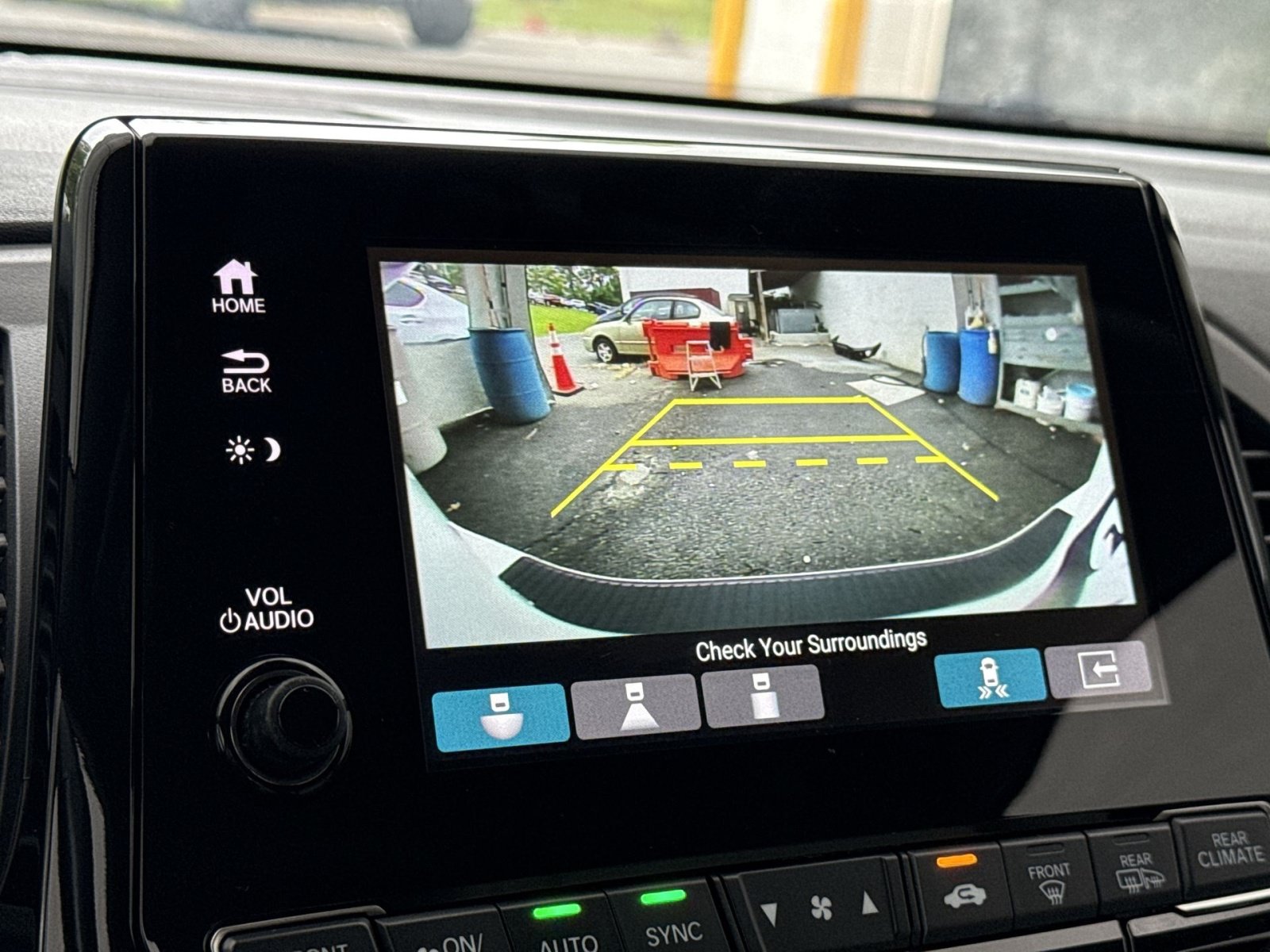 Used 2023 Honda Odyssey Touring image 19