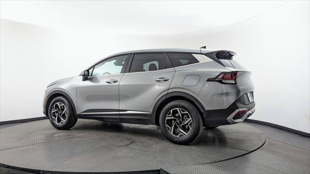 Used 2024 Kia Sportage LX FWD image 6