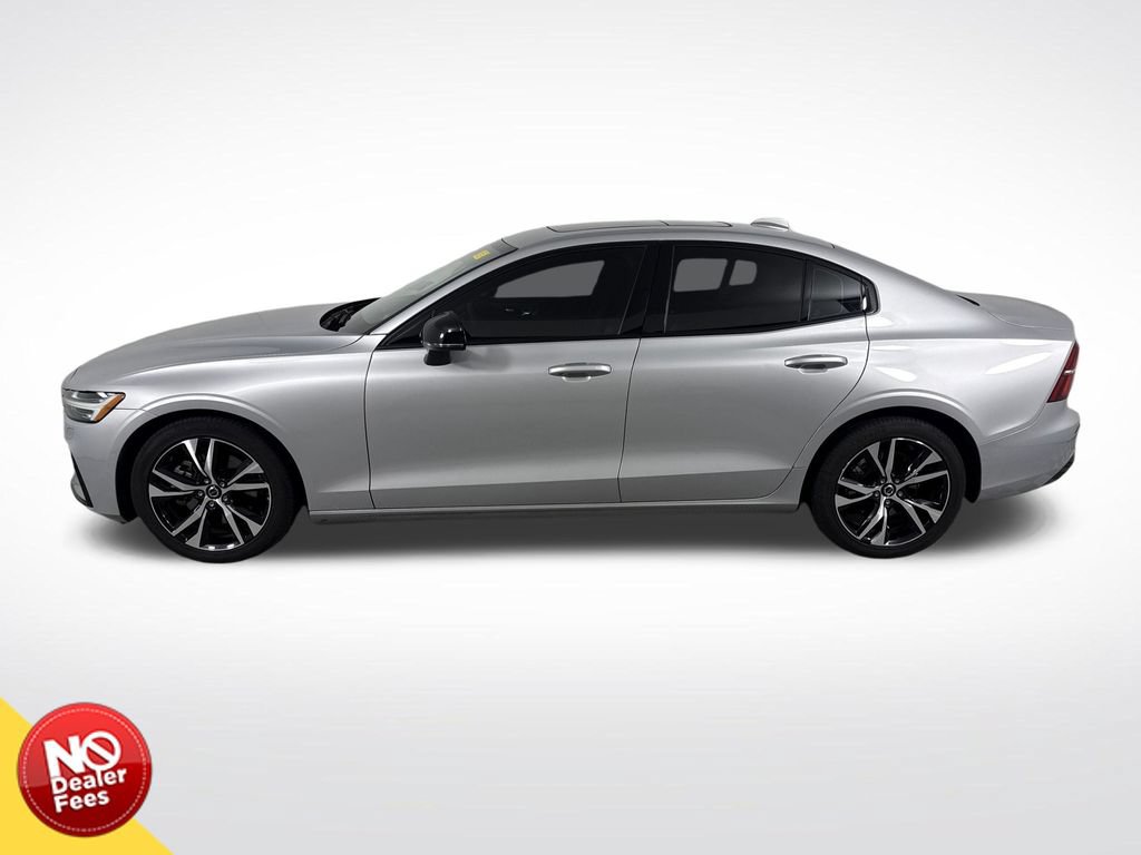 Used 2025 Volvo S60 B5 Core FWD image 6