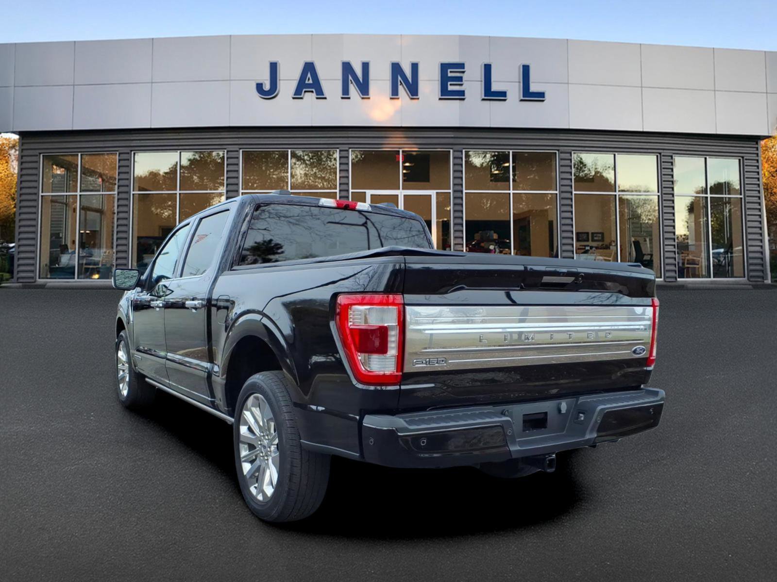 Used 2023 Ford F150 Limited AWD/4WD image 7
