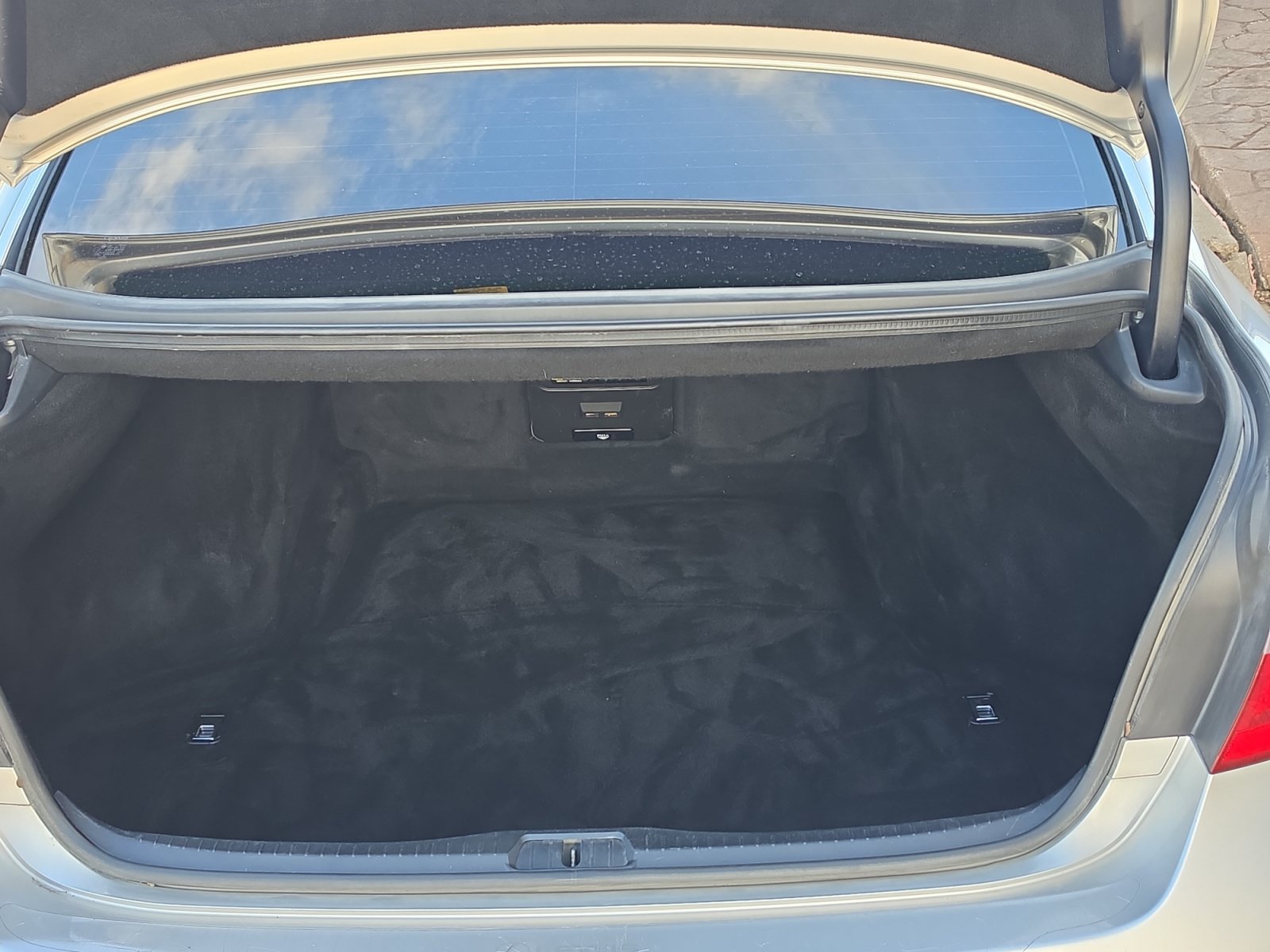 Used 2012 Lexus LS 460 w/ Luxury Value Edition RWD image 29