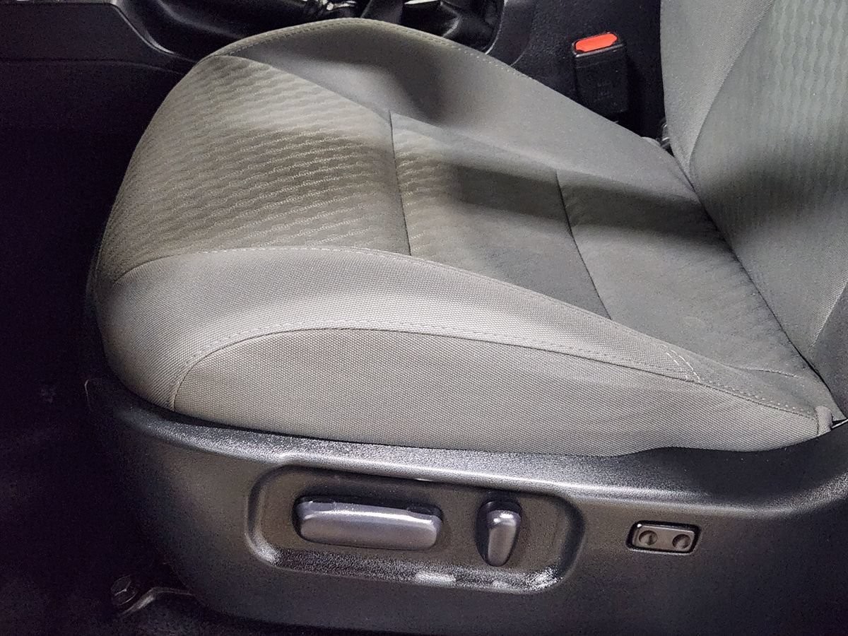 Used 2022 Toyota Tacoma SR5 RWD image 40