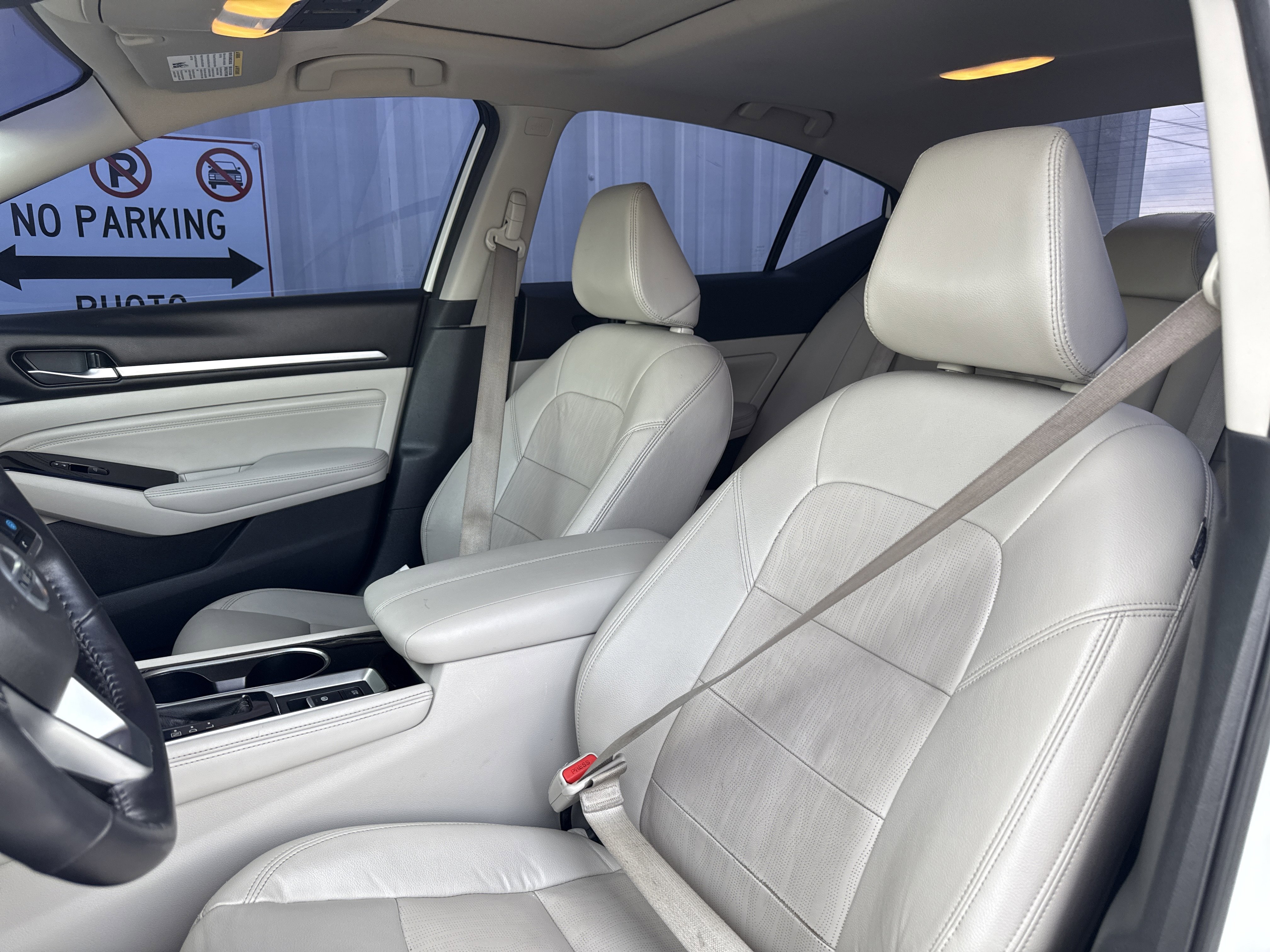 Used 2021 Nissan Altima 2.5 Platinum image 10