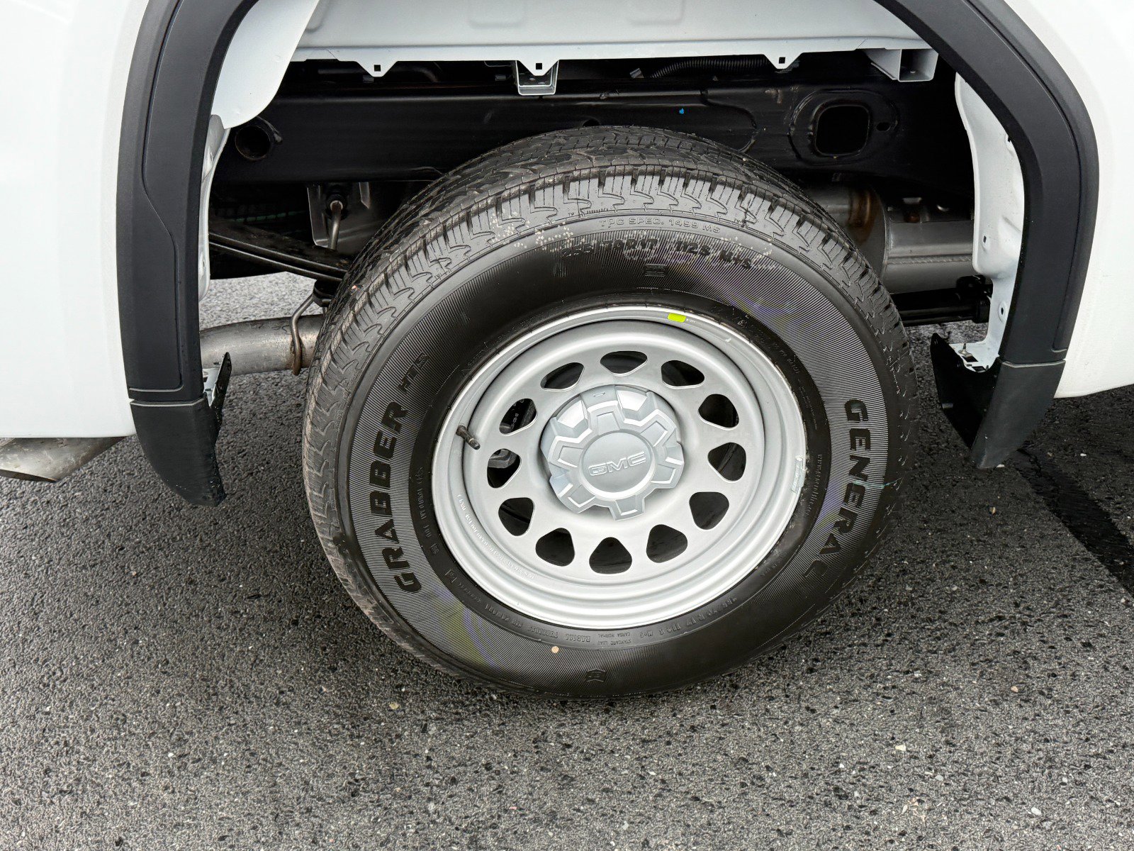 New 2026 GMC Sierra 1500 Pro AWD/4WD image 11