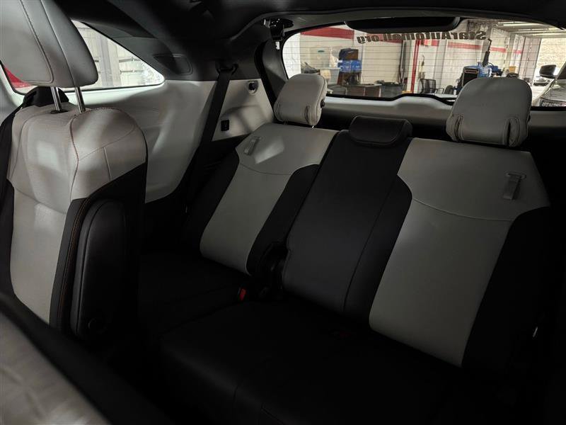 Used 2021 Toyota Sienna XSE w/ XSE Plus Package image 18