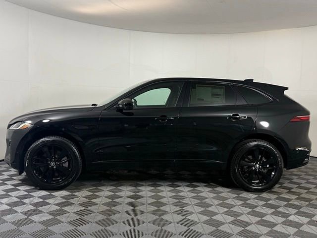 New 2026 Jaguar F-PACE R-Dynamic S image 3