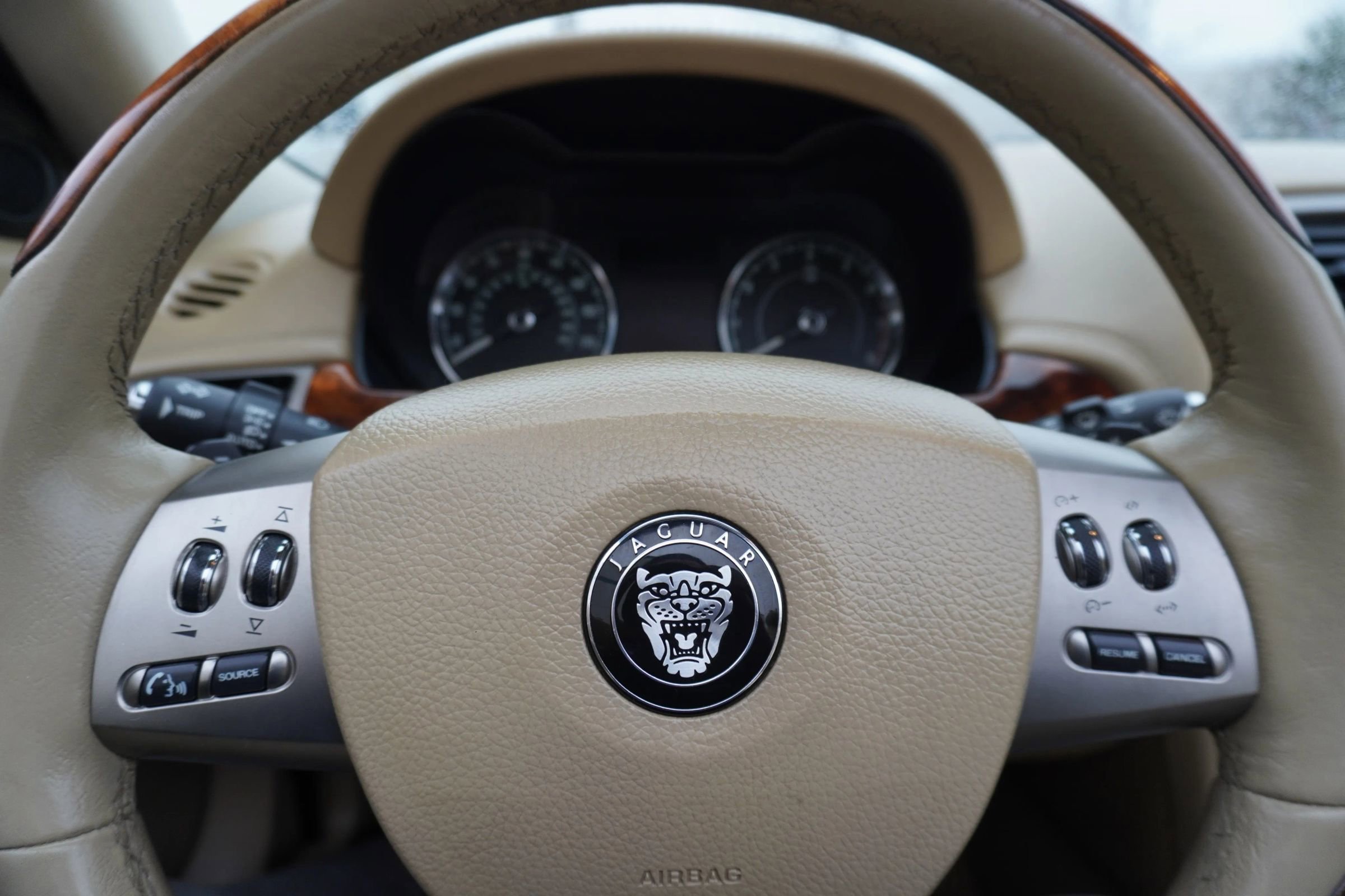 Used 2007 Jaguar XK Convertible image 20