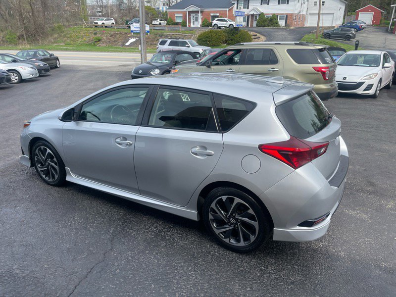 Used 2016 Scion iM image 10
