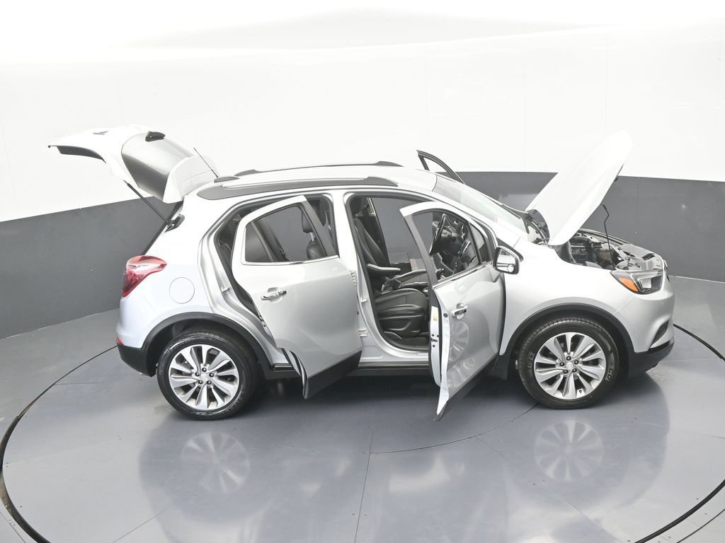 Used 2020 Buick Encore Preferred image 67