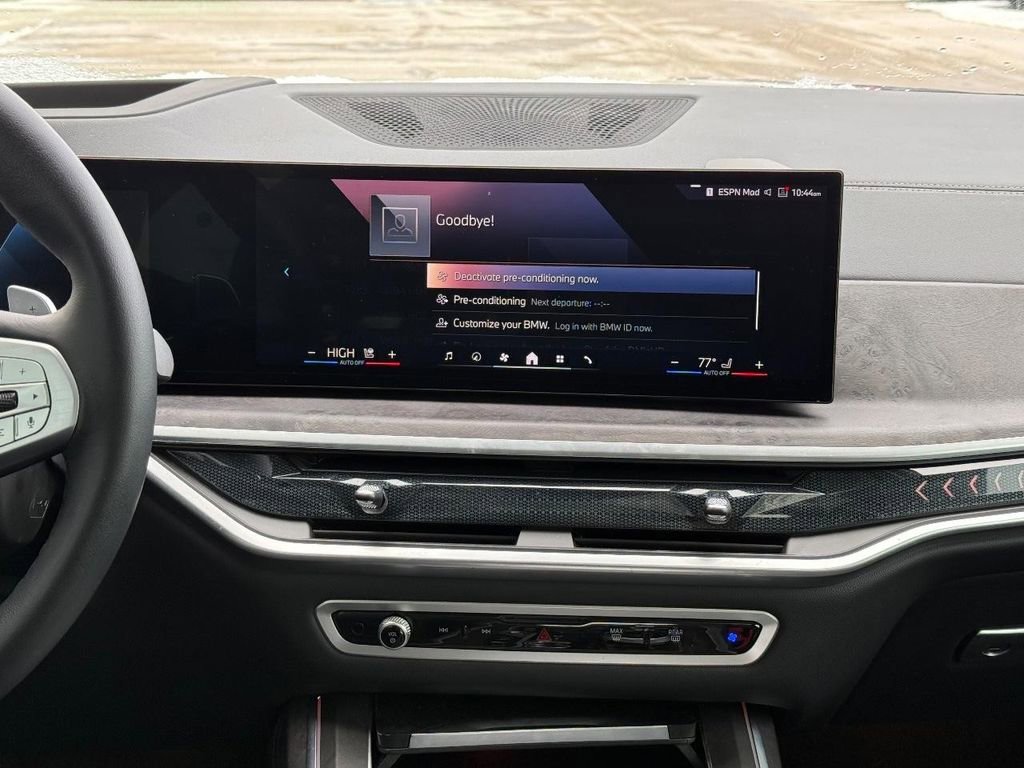 Used 2024 BMW X7 xDrive40i w/ Executive Package image 11