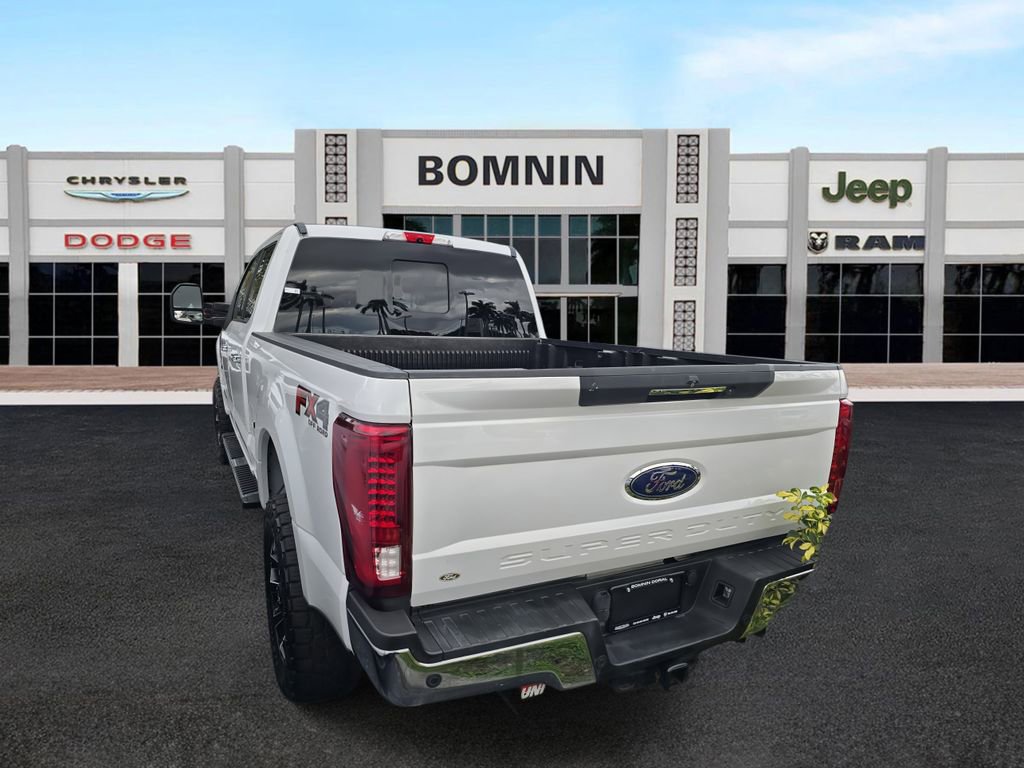 Used 2018 Ford F250 Lariat w/ Lariat Ultimate Package image 3