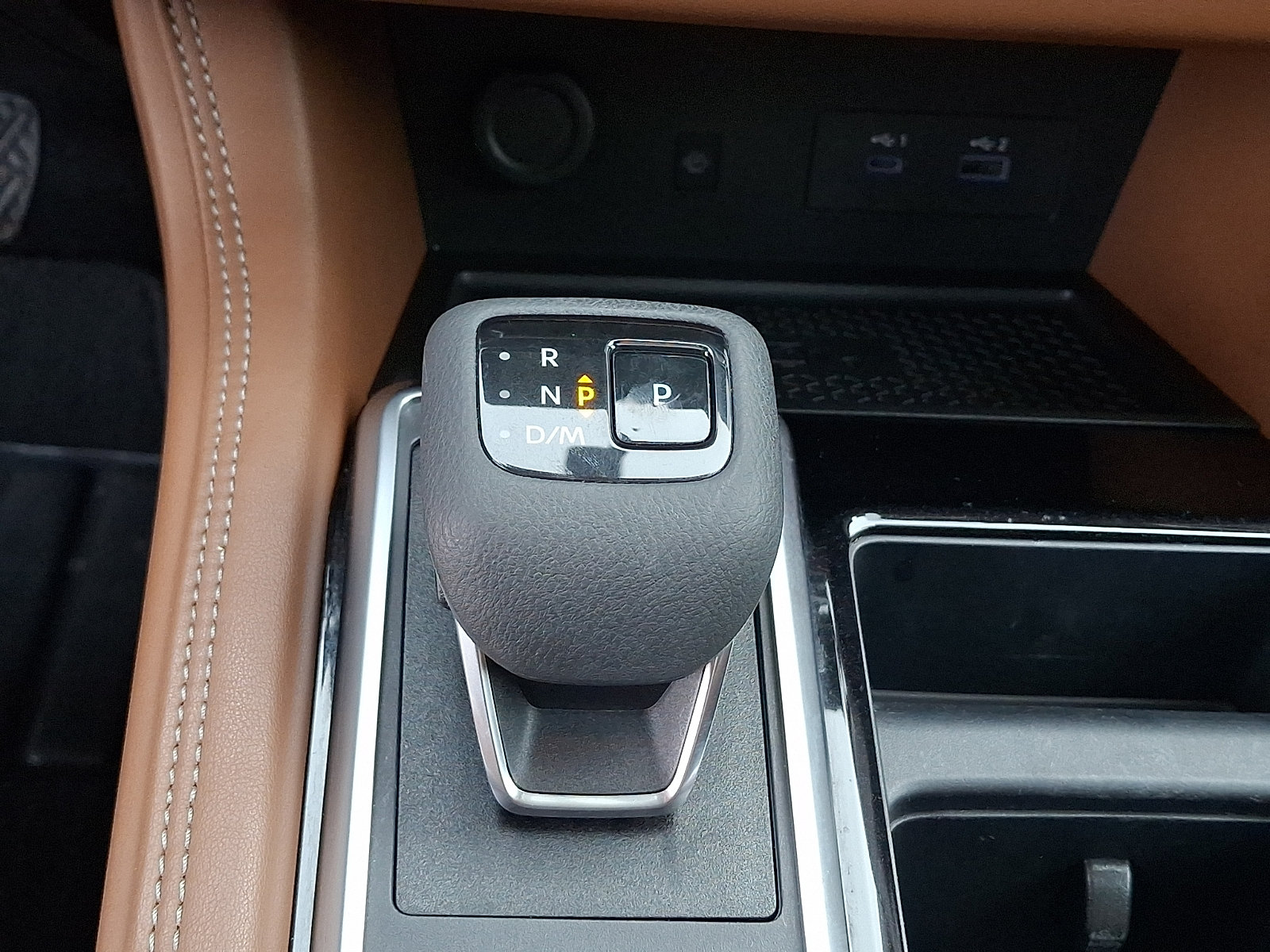 Used 2024 Nissan Pathfinder Platinum AWD/4WD image 16