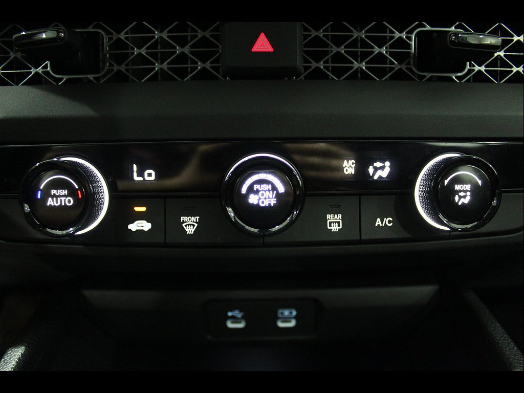 Certified 2025 Honda Accord LX image 29