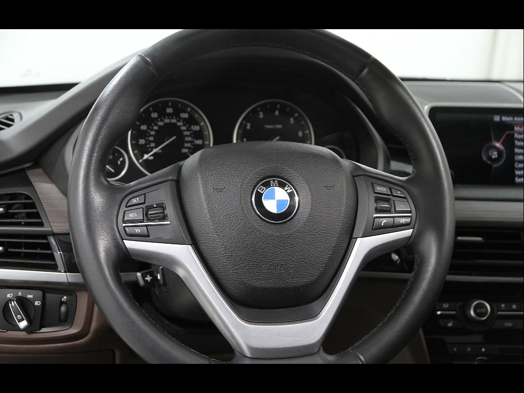 Used 2015 BMW X5 xDrive50i image 7