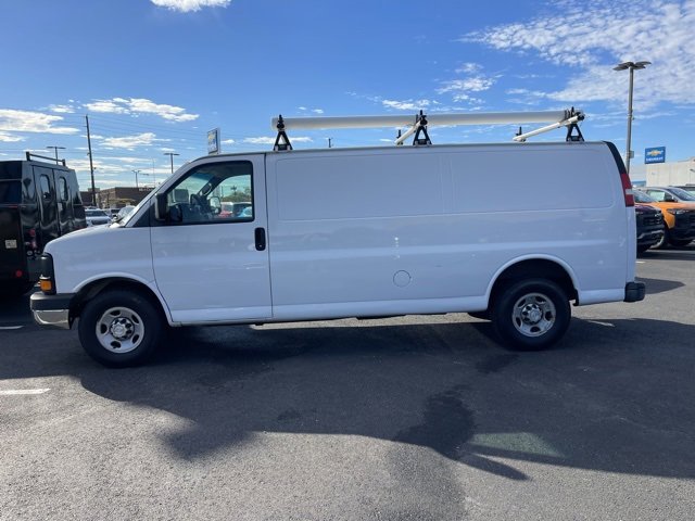 Used 2015 Chevrolet Express 3500 Extended image 4
