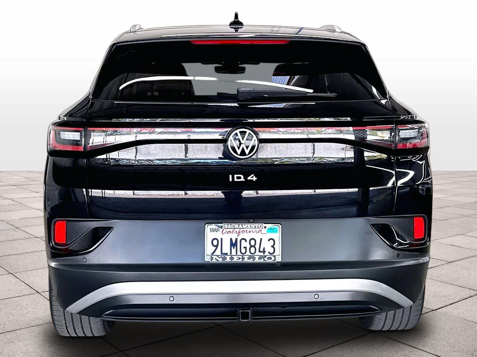 Used 2023 Volkswagen ID.4 Pro S Plus AWD/4WD image 8