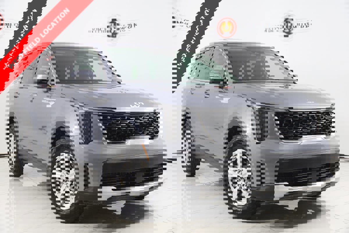 Used 2025 Kia Sorento LX
