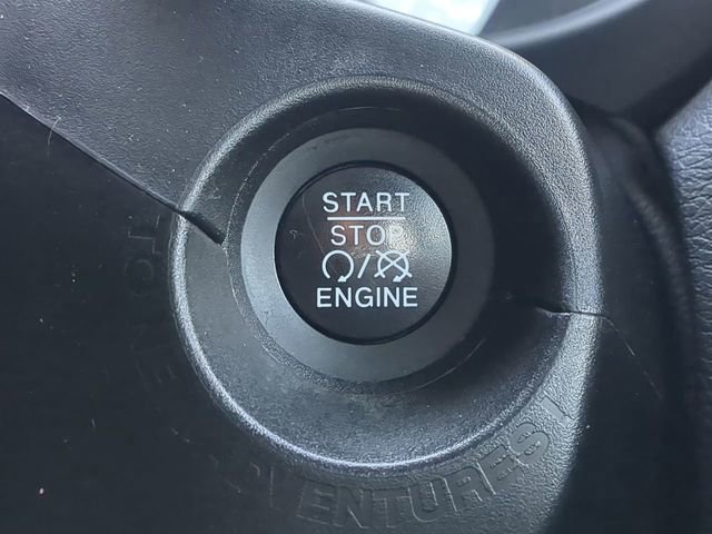 Certified 2022 Jeep Renegade Altitude image 33