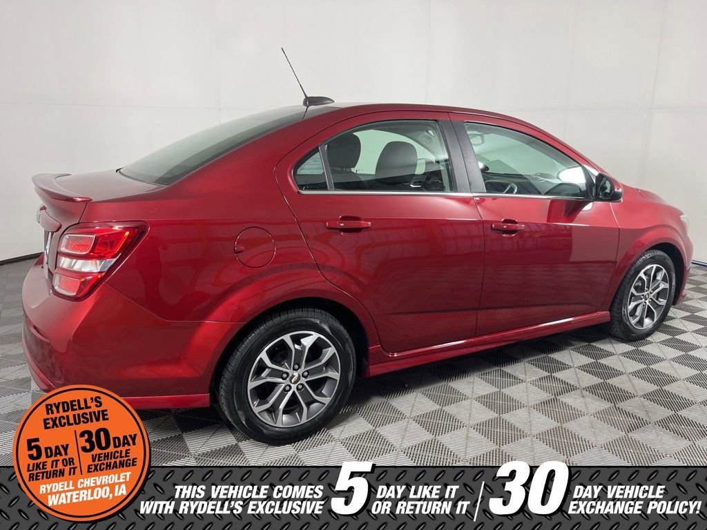 Certified 2017 Chevrolet Sonic LT w/ Convenience Package FWD image 5