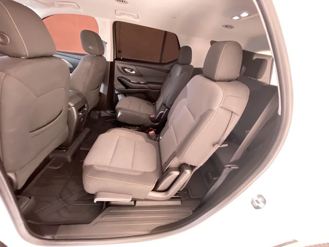 Used 2021 Chevrolet Traverse LT w/ LPO, Cargo Package AWD/4WD image 22