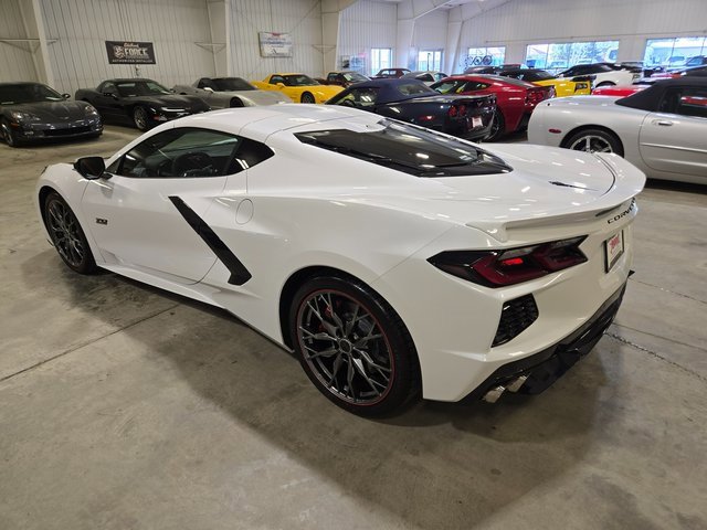 Used 2023 Chevrolet Corvette Stingray Premium Cpe w/ Z51 Performance Package image 3