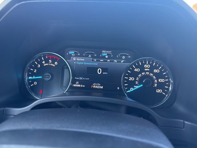 Used 2018 Ford F150 Platinum w/ Equipment Group 701A Luxury image 30