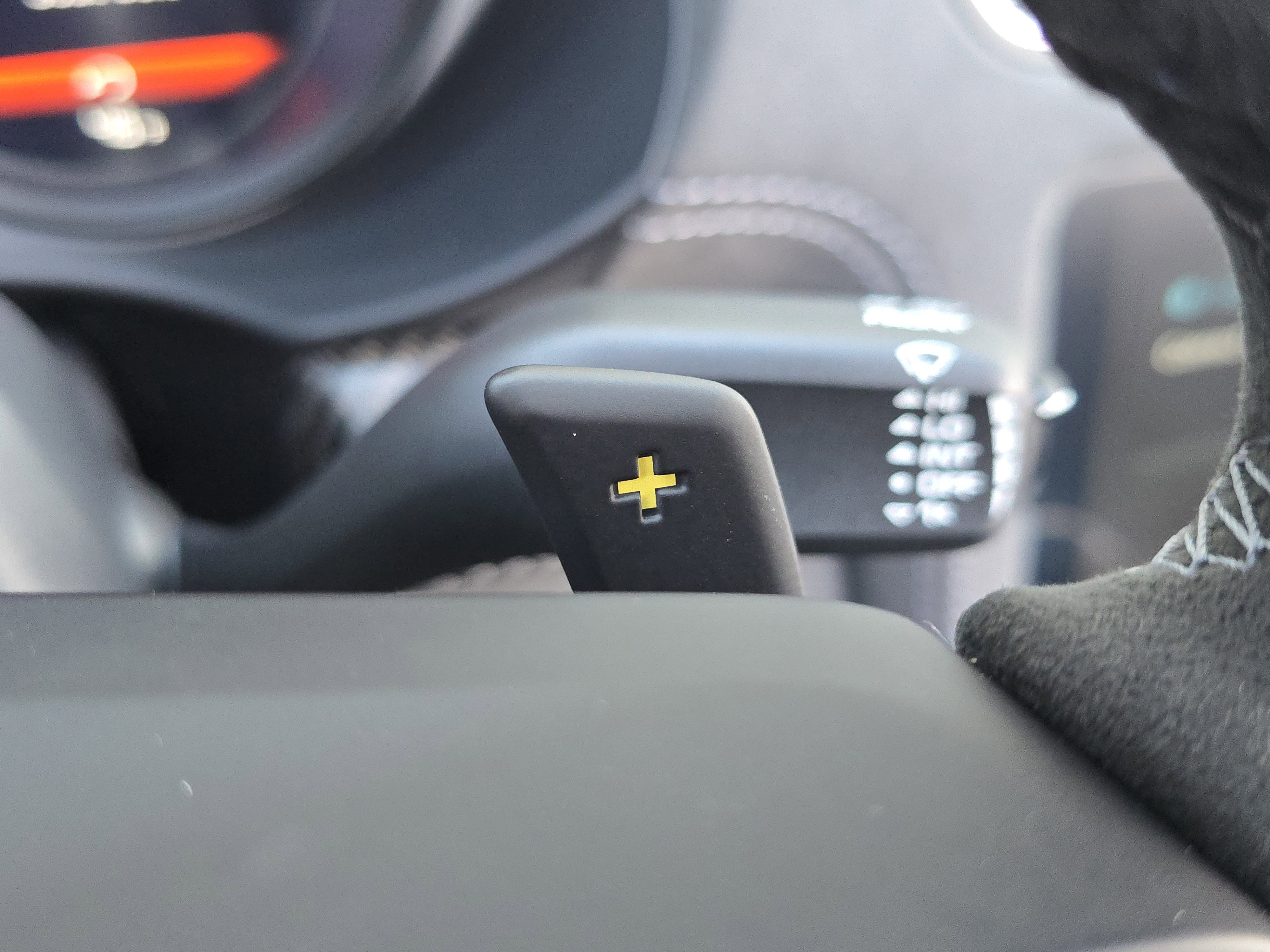 Certified 2025 Porsche 718 Boxster Spyder RS image 26