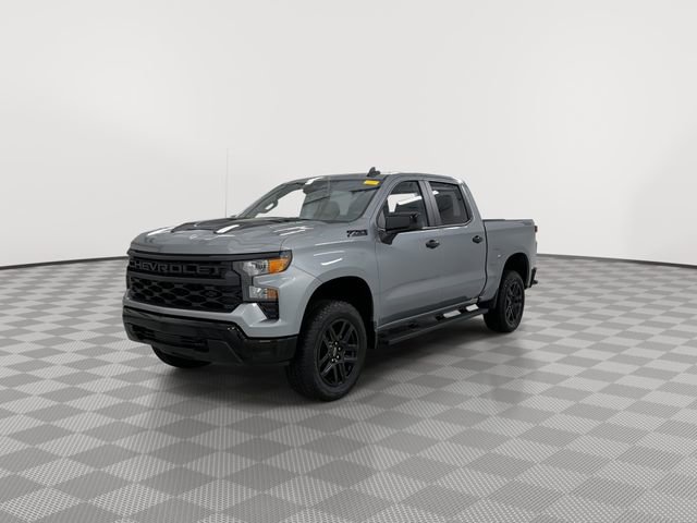 Certified 2025 Chevrolet Silverado 1500 Custom Trail Boss w/ Dark Appearance Package image 4