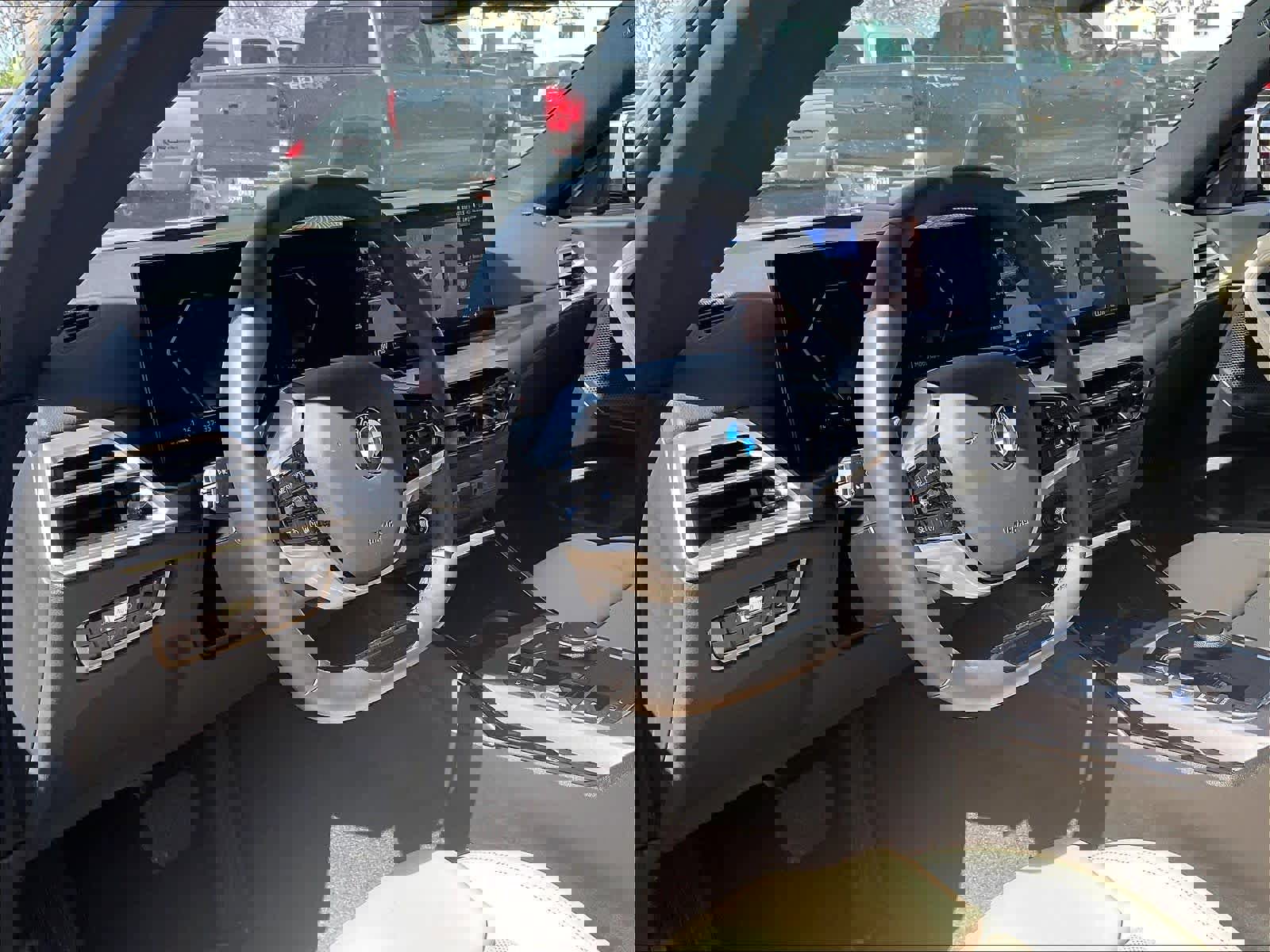 Used 2025 BMW 230i 230i w/ Premium Package image 16