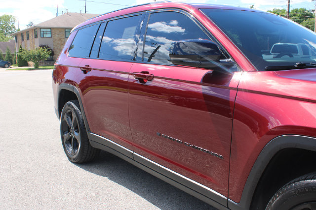 Used 2023 Jeep Grand Cherokee L Laredo AWD/4WD image 47